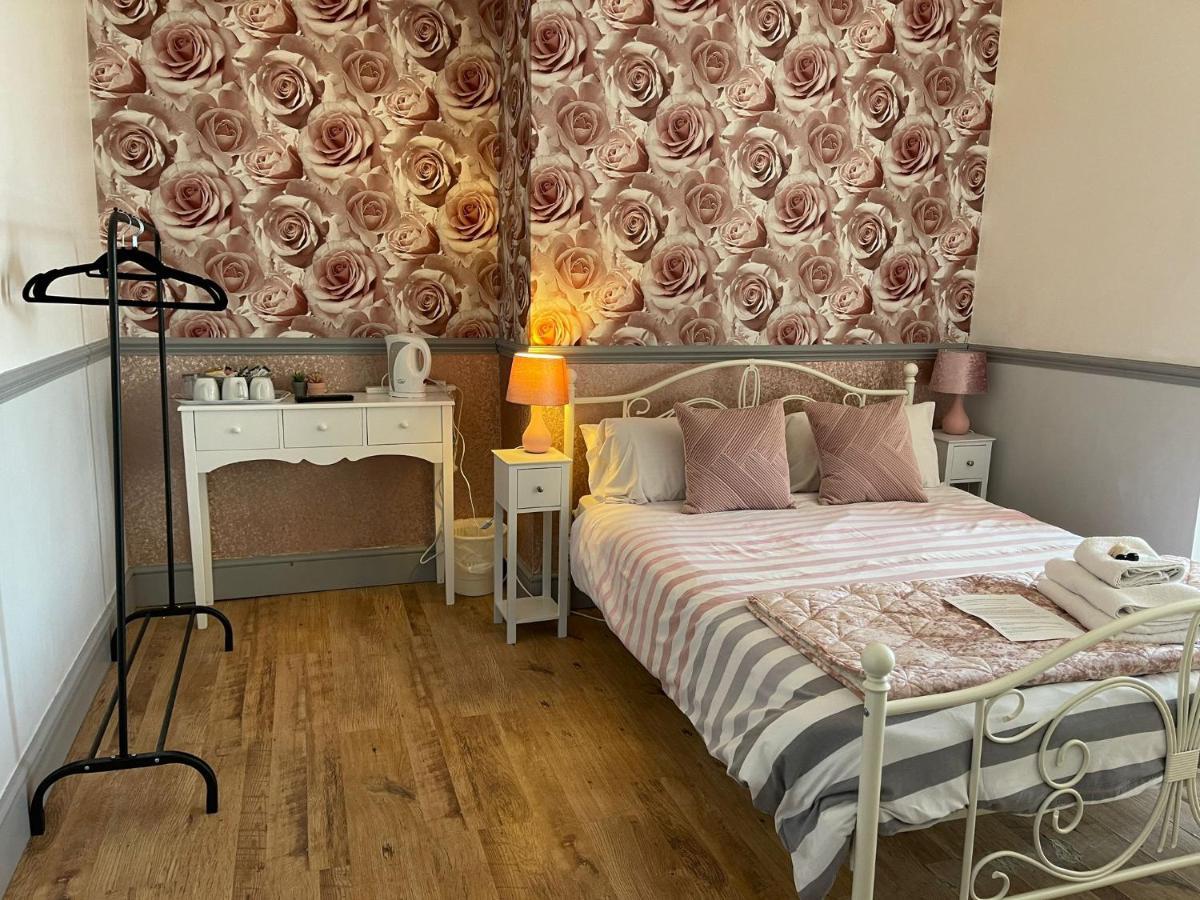 Lilyrose Hotel Whitby Eksteriør billede