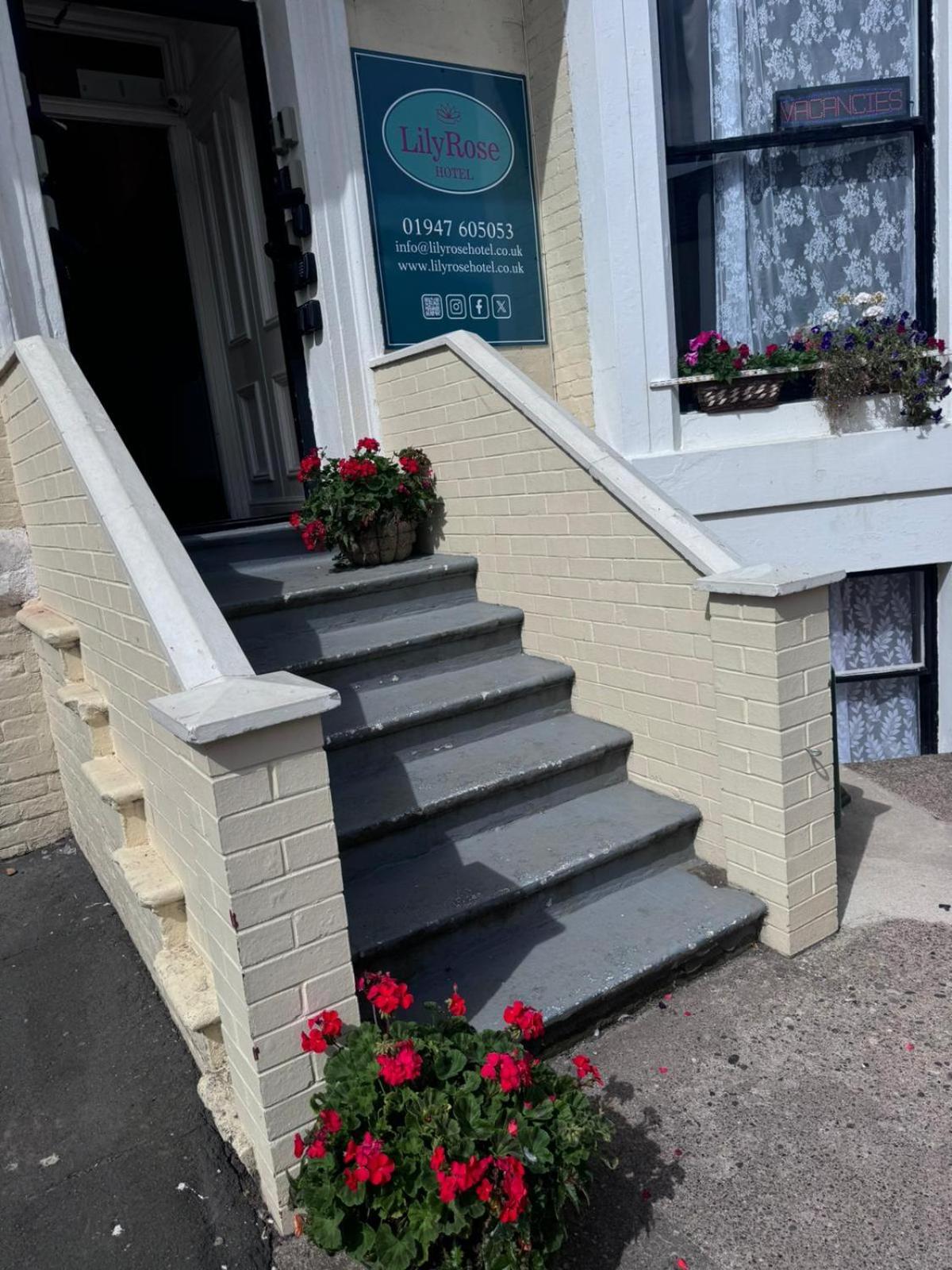 Lilyrose Hotel Whitby Eksteriør billede